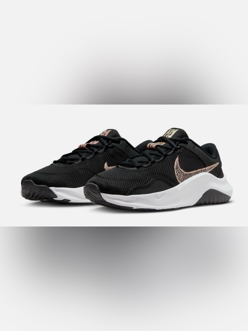 Pre-Owned Nike Legend Essentials 3 Training Shoes